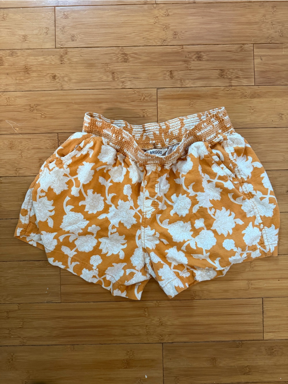 Briggs New York Orange and White Floral Cropped Shorts